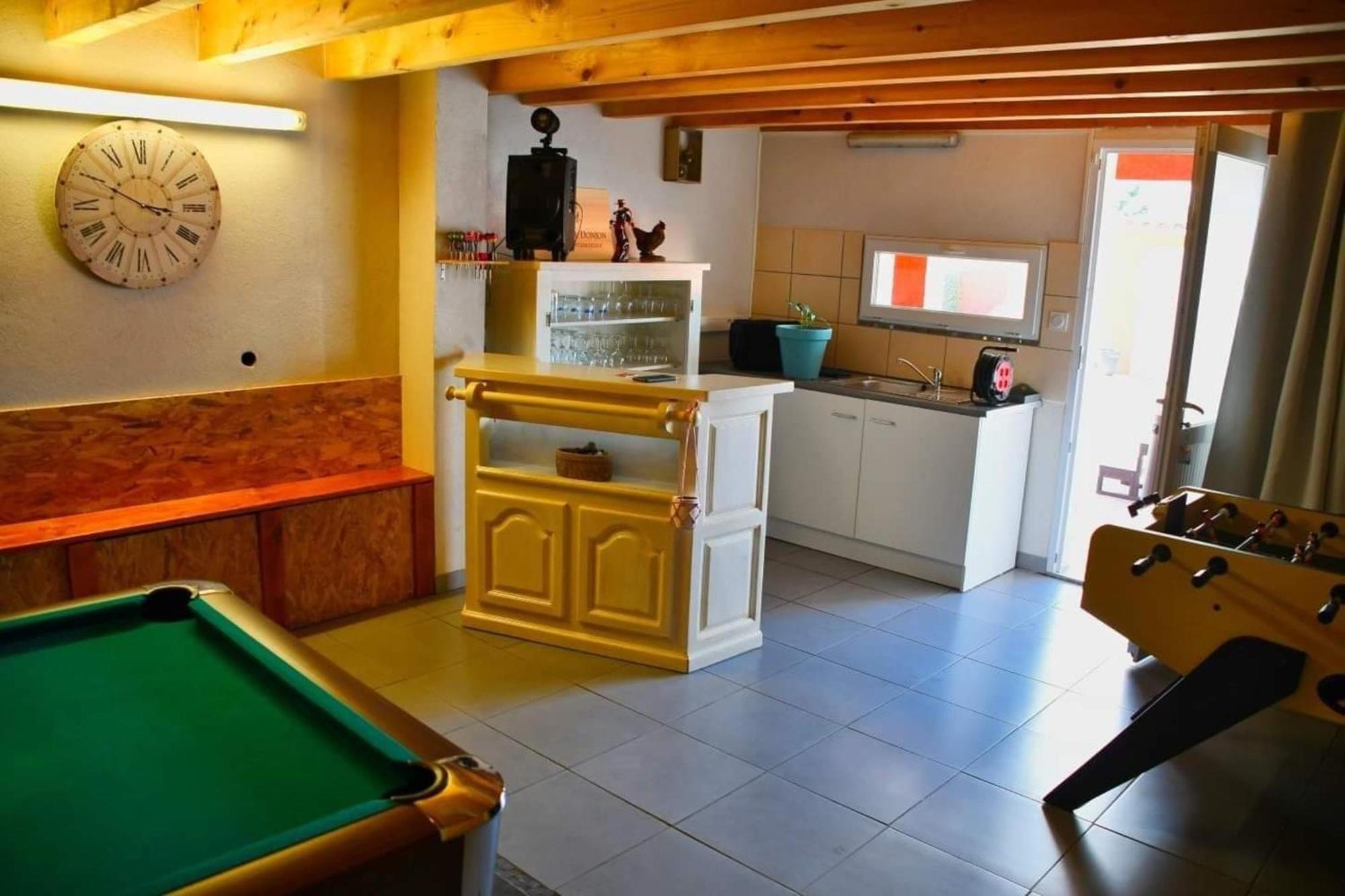 Villa Elegante A Carcassonne Avec Jardin Et Jacuzzi ภายนอก รูปภาพ