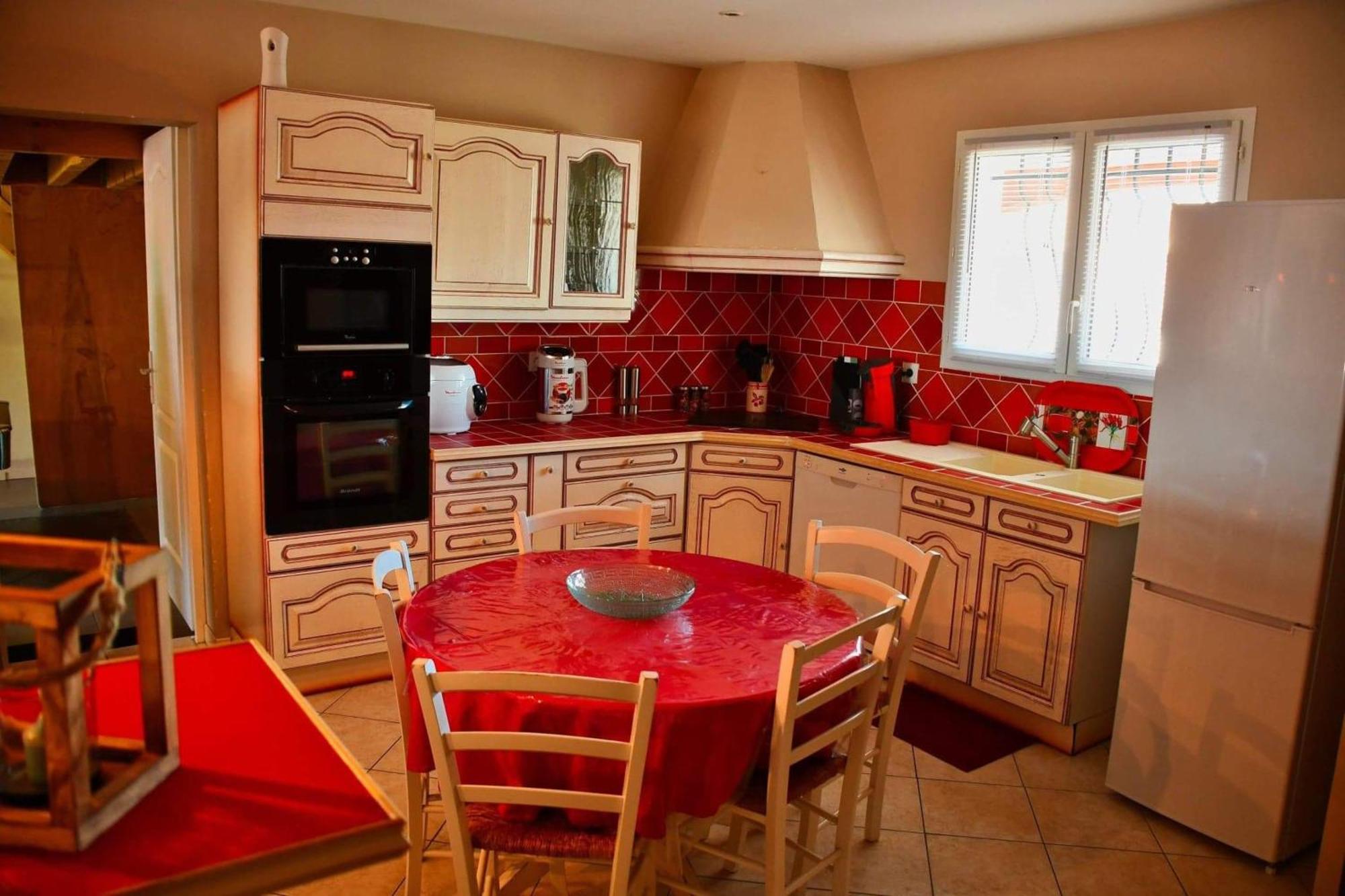 Villa Elegante A Carcassonne Avec Jardin Et Jacuzzi ภายนอก รูปภาพ