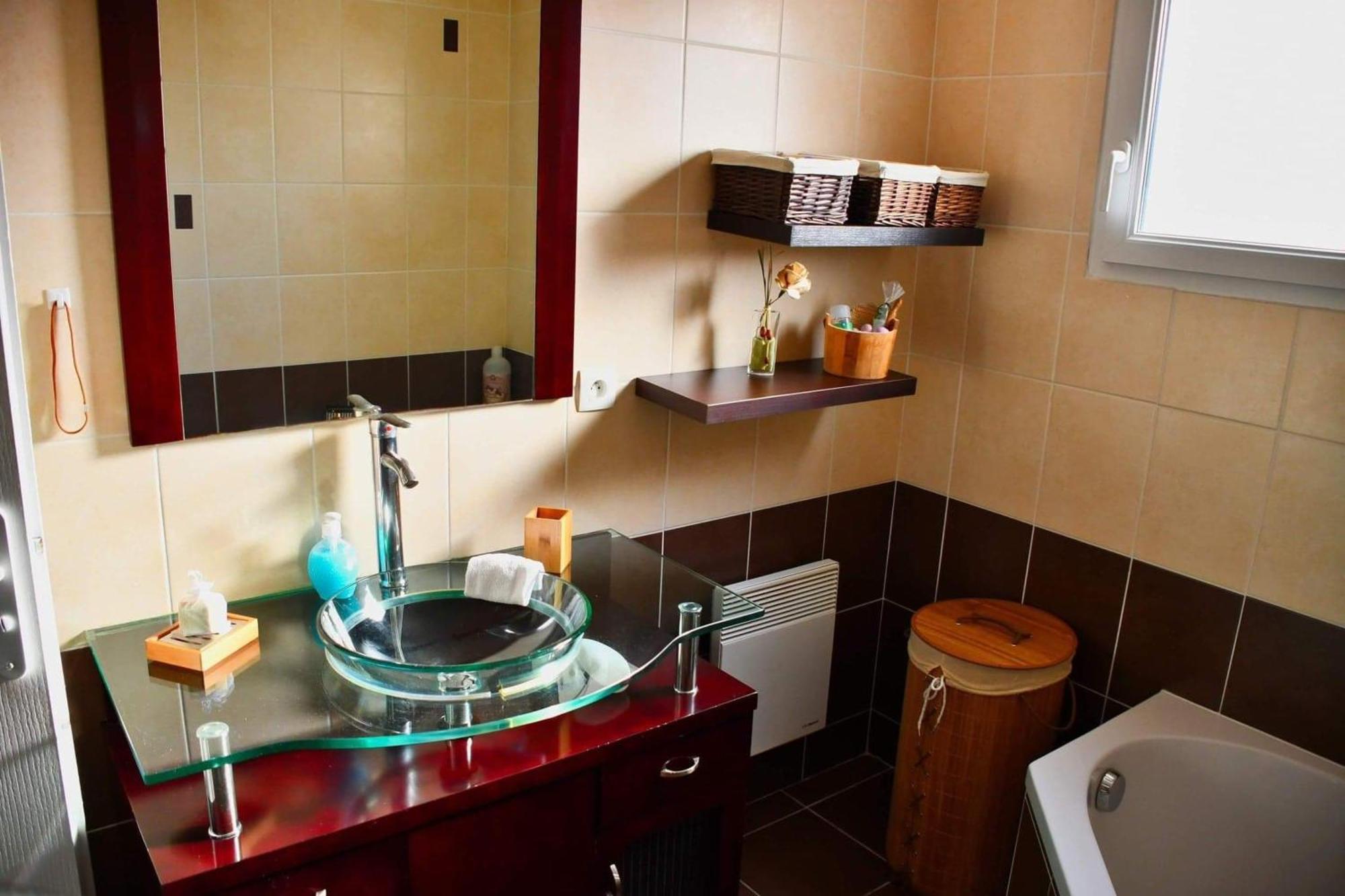 Villa Elegante A Carcassonne Avec Jardin Et Jacuzzi ภายนอก รูปภาพ